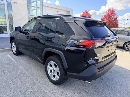 2020 Toyota RAV4 Hybrid LE