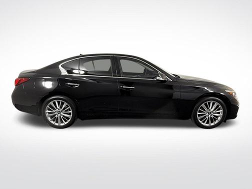 Black 2023 INFINITI Q50 3.0t LUXE