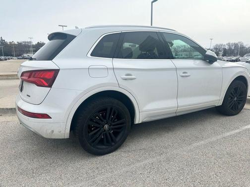 2019 Audi Q5 2.0T Premium Plus