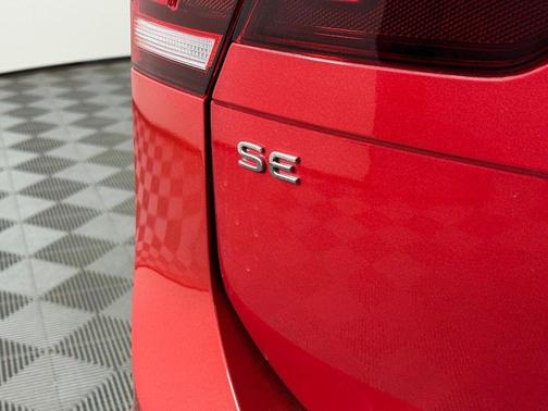 2024 Volkswagen Tiguan 2.0T SE R-Line Black 4MOTION