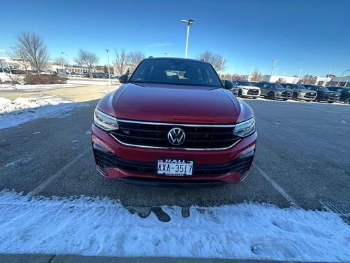 2024 Volkswagen Tiguan 2.0T SE R-Line Black 4MOTION