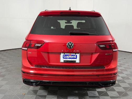 2024 Volkswagen Tiguan 2.0T SE R-Line Black 4MOTION