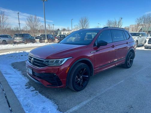 2024 Volkswagen Tiguan 2.0T SE R-Line Black 4MOTION