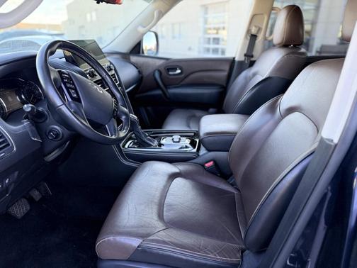 2023 INFINITI QX80 Premium Select