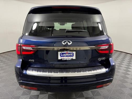 2023 INFINITI QX80 Premium Select