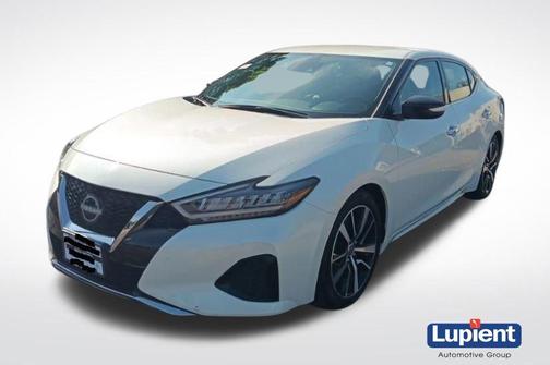 Pearl White Tricoat 2023 Nissan Maxima SV