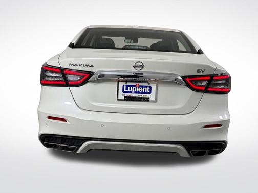 Pearl White Tricoat 2023 Nissan Maxima SV