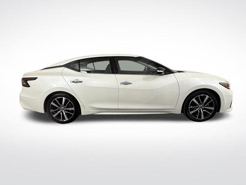 Pearl White Tricoat 2023 Nissan Maxima SV