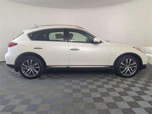 2016 INFINITI QX50 Base