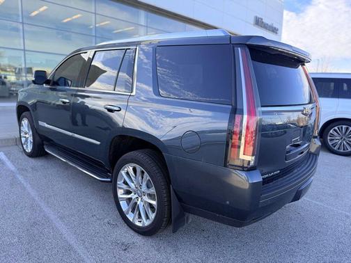2019 Cadillac Escalade Luxury