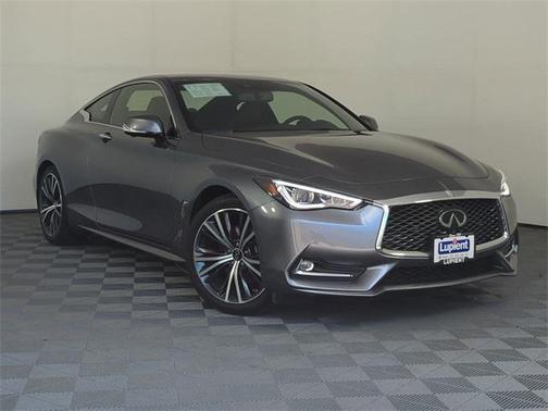 2022 INFINITI Q60 LUXE