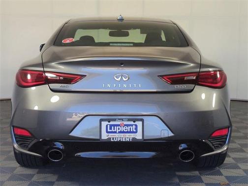 2022 INFINITI Q60 LUXE