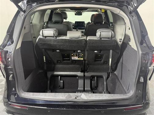 2024 Toyota Sienna Limited 7-Passenger