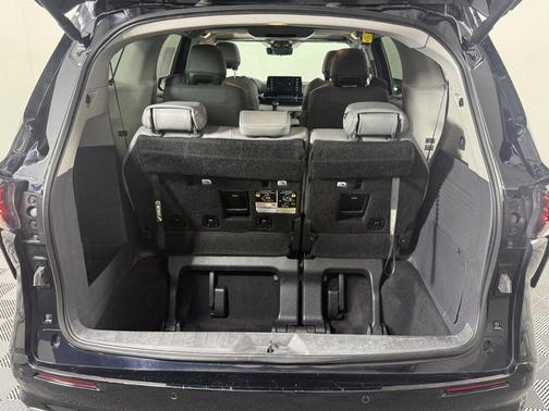 2024 Toyota Sienna Limited
