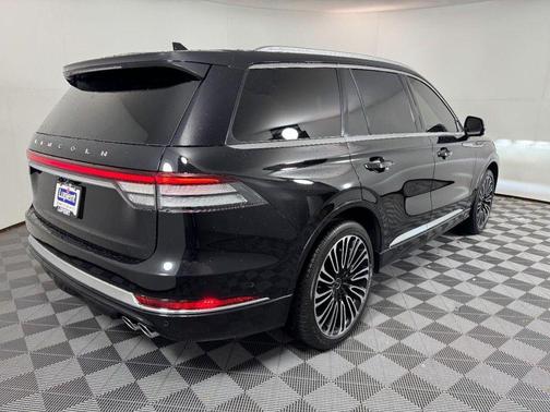 2022 Lincoln Aviator Black Label AWD