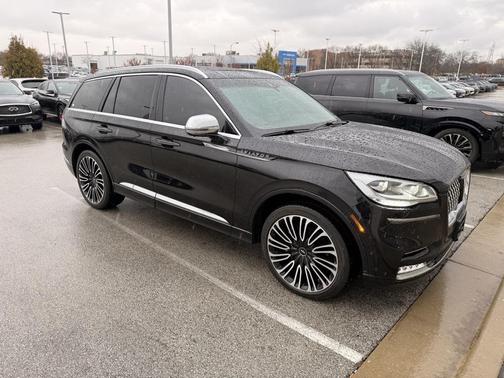2022 Lincoln Aviator Black Label AWD