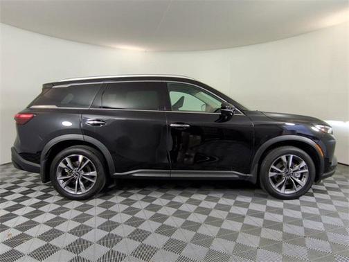 2024 INFINITI QX60 Luxe