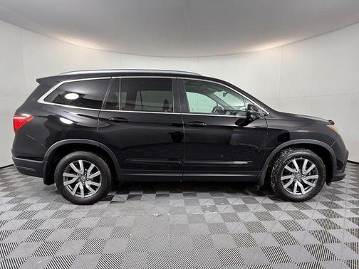 2022 Honda Pilot Black Edition