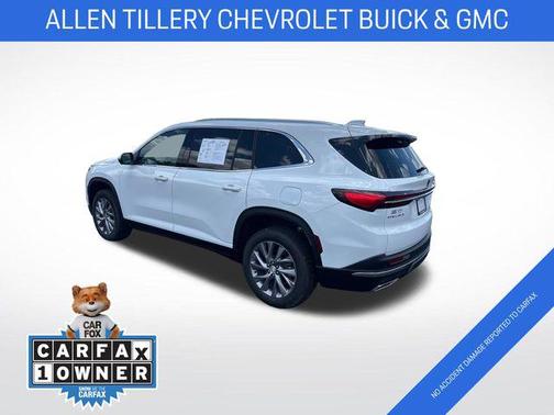 2025 Buick Enclave Preferred FWD