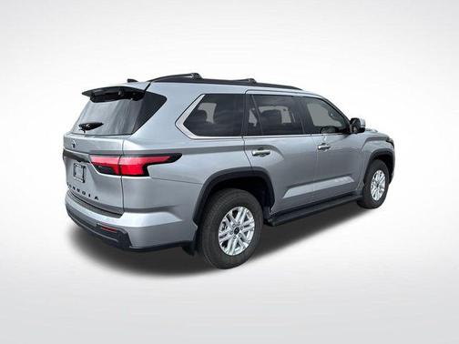 2024 Toyota Sequoia SR5