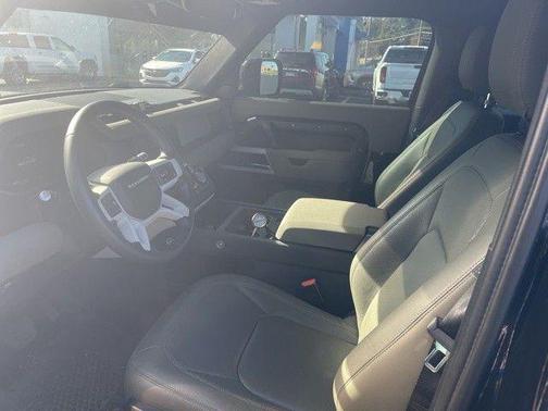 2023 Land Rover Defender S