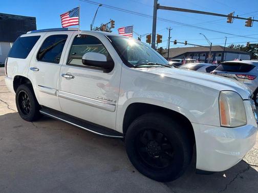 2007 GMC Yukon Denali