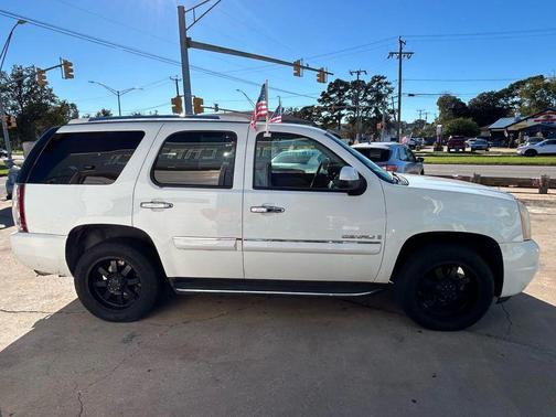 2007 GMC Yukon Denali