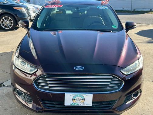 2013 Ford Fusion SE