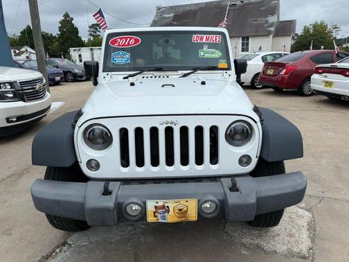 2016 Jeep Wrangler Unlimited Sport RHD
