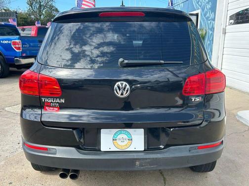 2016 Volkswagen Tiguan S