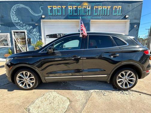 2015 Lincoln MKC Base
