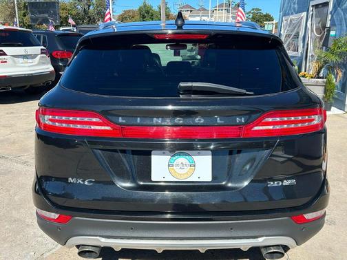2015 Lincoln MKC Base