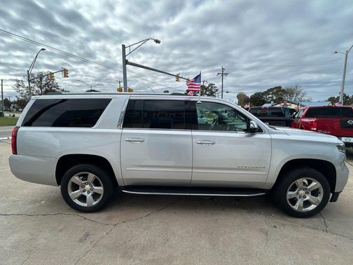 2018 Chevrolet Suburban Premier