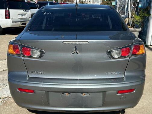 2016 Mitsubishi Lancer SE