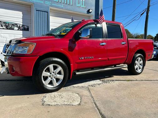2011 Nissan Titan SL