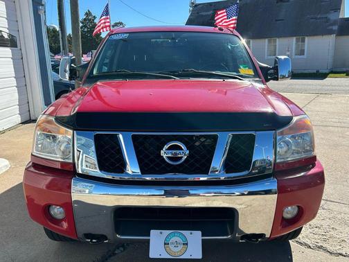 2011 Nissan Titan SL
