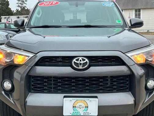 2019 Toyota 4Runner SR5