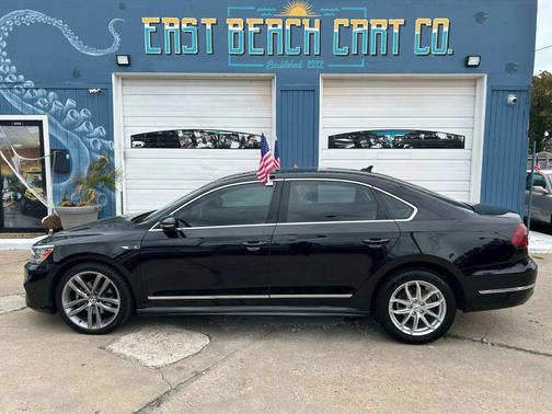 2019 Volkswagen Passat 2.0T R-Line