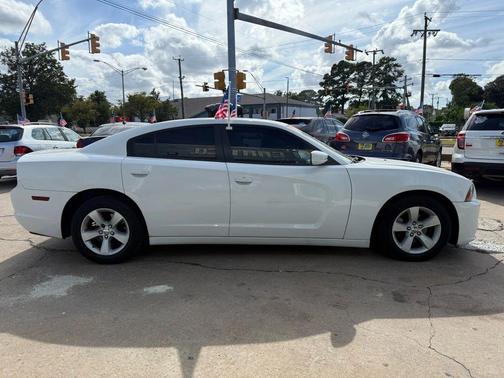 2012 Dodge Charger SE