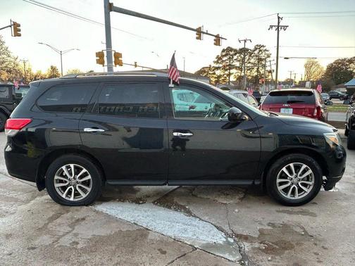 2014 Nissan Pathfinder SV