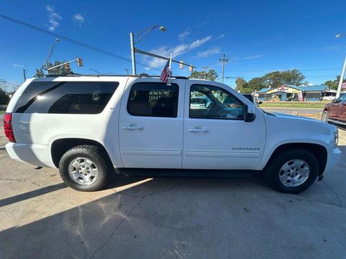2014 Chevrolet Suburban 1500 LT