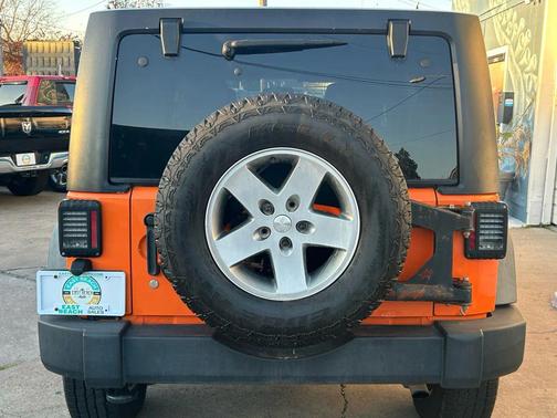 2012 Jeep Wrangler Unlimited Sport