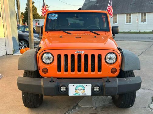 2012 Jeep Wrangler Unlimited Sport