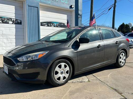 2016 Ford Focus S