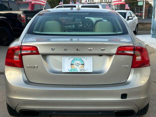 2015 Volvo S60 T5 Platinum