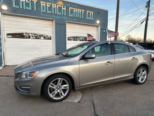 2015 Volvo S60 T5 Platinum