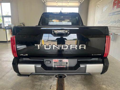 2025 Toyota Tundra Hybrid Capstone