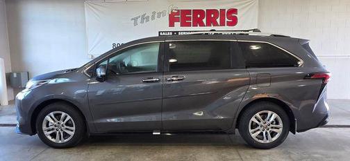 2025 Toyota Sienna Limited