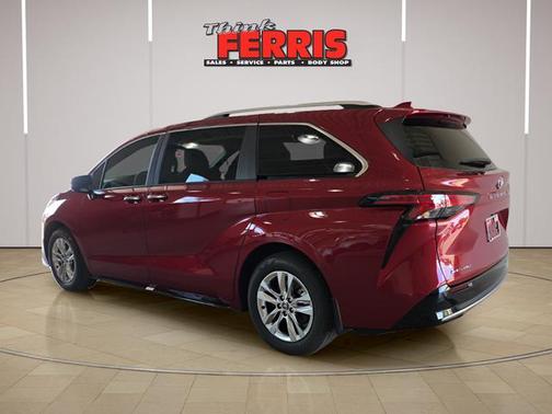 Pearl 2026 Toyota Sienna Limited