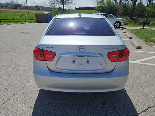 2010 Hyundai ELANTRA Blue